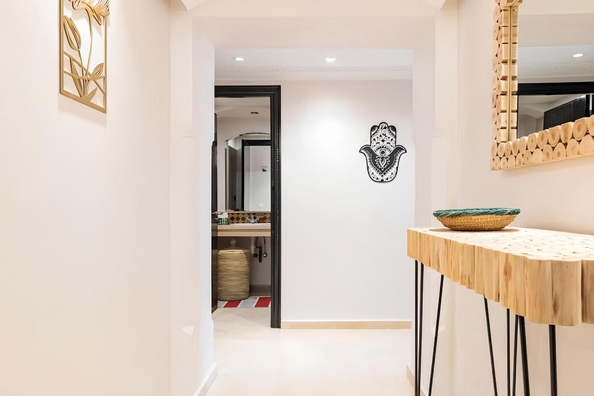 C-Appartement De Luxe Plein Centre De Gueliz Avec Piscine Parking Wifi Netflix Marrakesh Eksteriør bilde