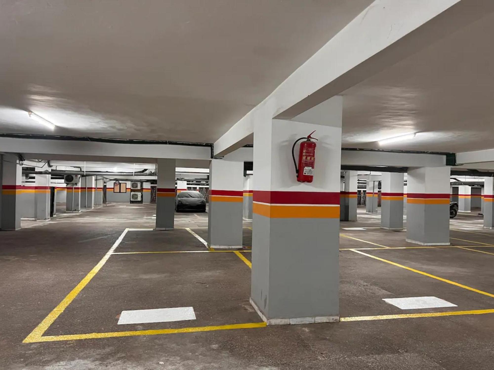 C-Appartement De Luxe Plein Centre De Gueliz Avec Piscine Parking Wifi Netflix Marrakesh Eksteriør bilde