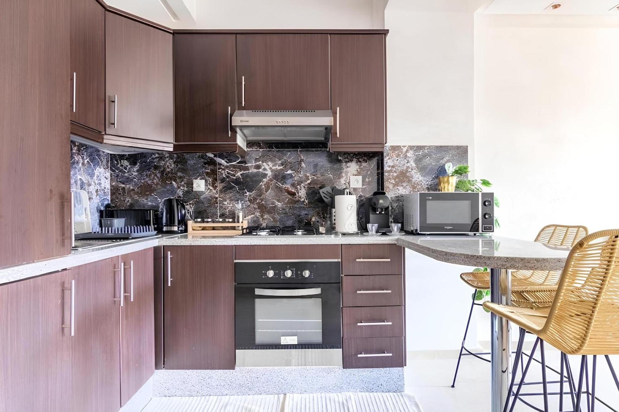 C-Appartement De Luxe Plein Centre De Gueliz Avec Piscine Parking Wifi Netflix Marrakesh Eksteriør bilde