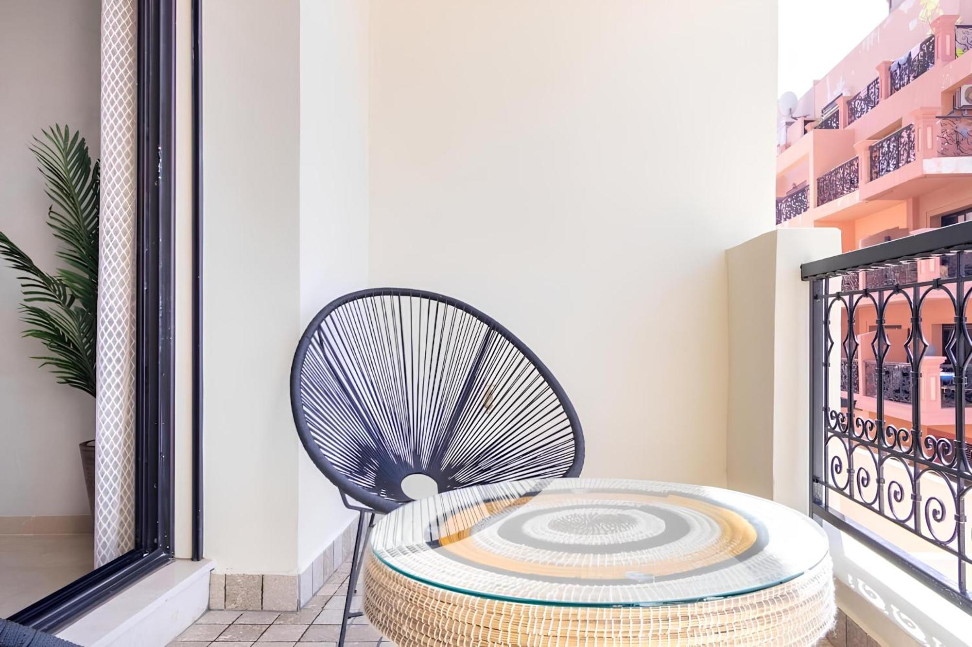 C-Appartement De Luxe Plein Centre De Gueliz Avec Piscine Parking Wifi Netflix Marrakesh Eksteriør bilde