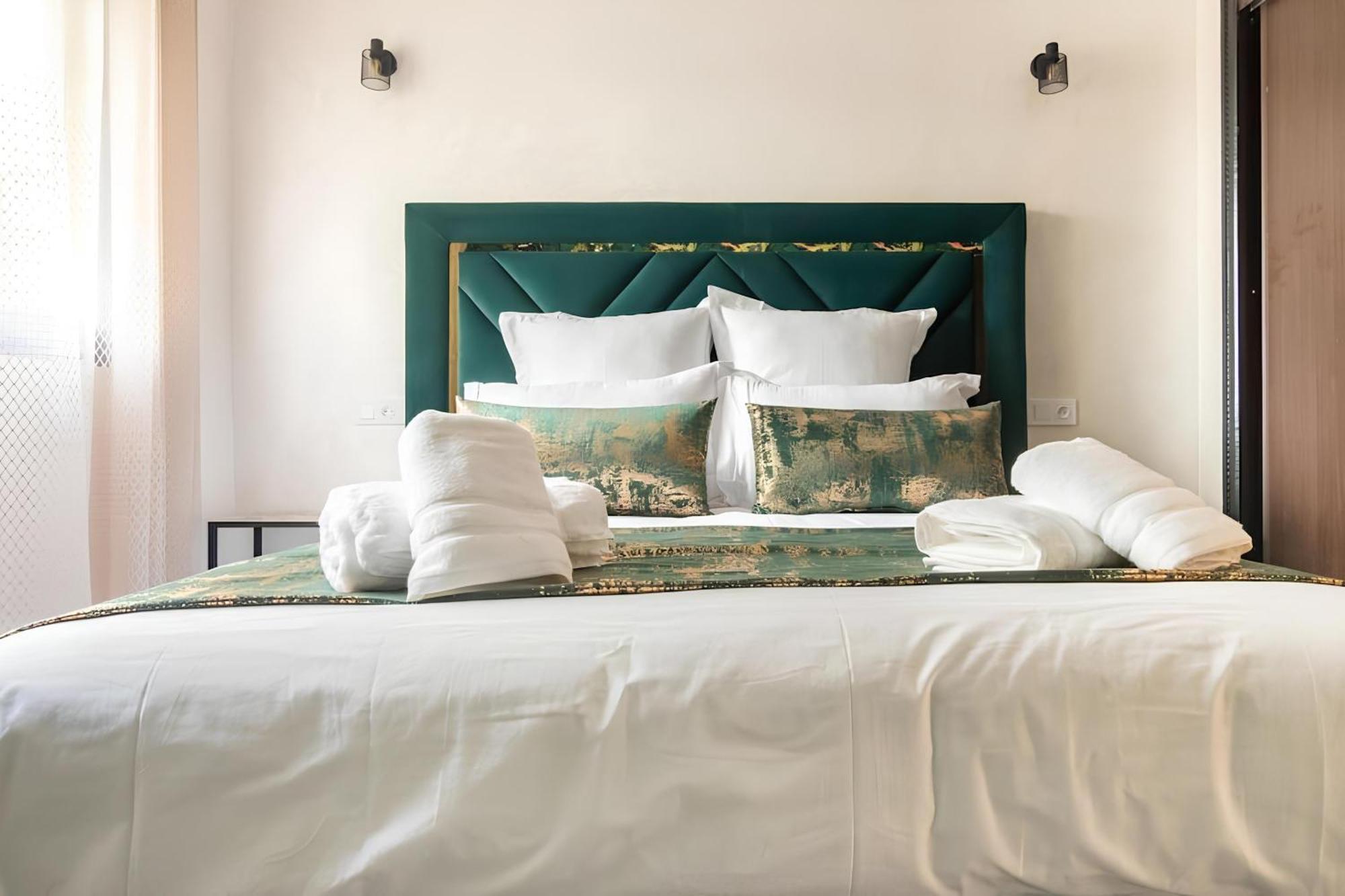 C-Appartement De Luxe Plein Centre De Gueliz Avec Piscine Parking Wifi Netflix Marrakesh Eksteriør bilde