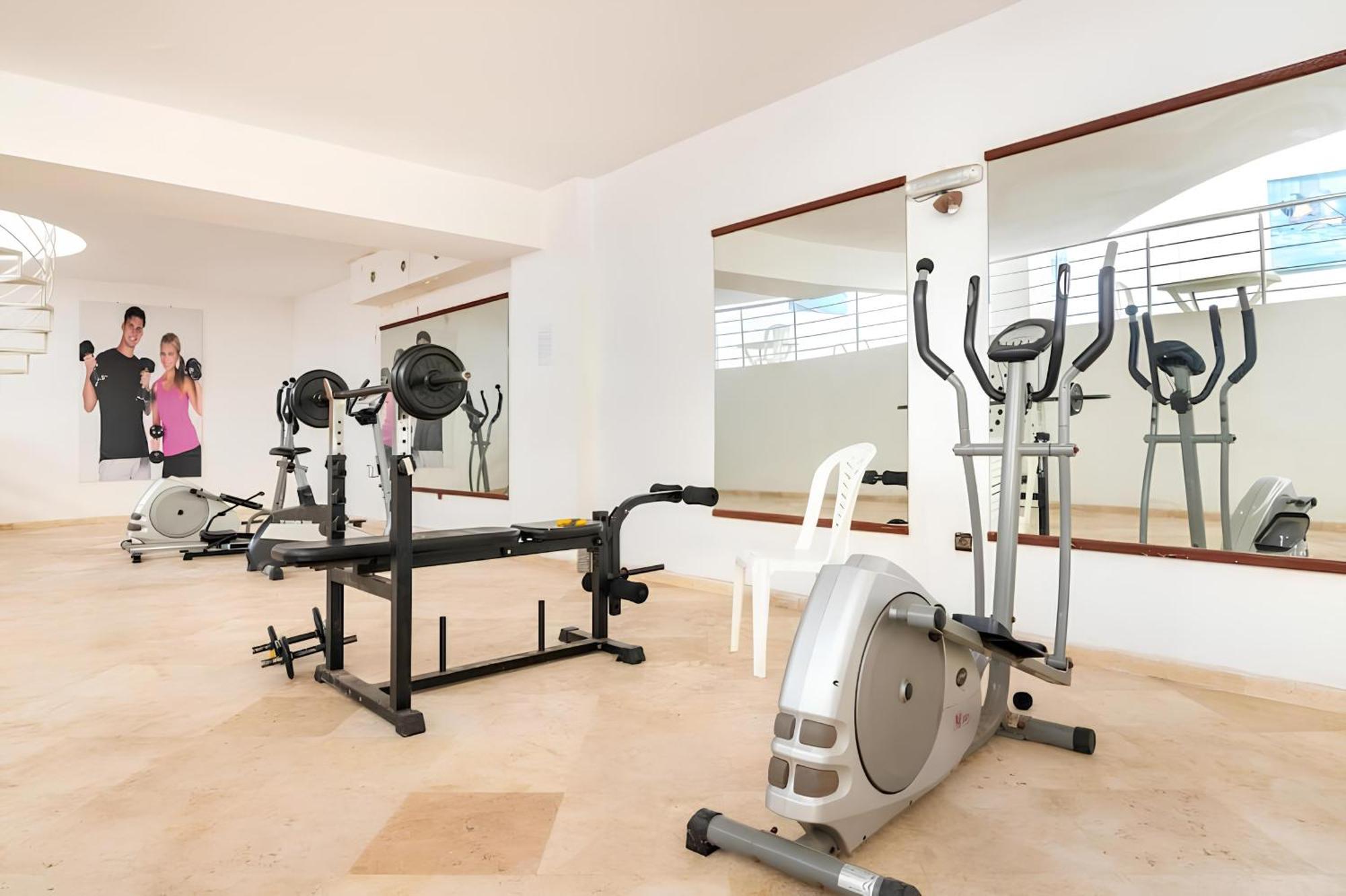 C-Appartement De Luxe Plein Centre De Gueliz Avec Piscine Parking Wifi Netflix Marrakesh Eksteriør bilde